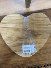 Oak chopping board heart shaped. Oiled. 7567 1402