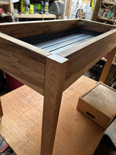 Patio plant stand made with reclaimed oak and complete with a grow bag tray. Oiled. 3591 9959