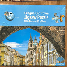Puzzle World 2000 piece jigsaw puzzle - "Prague Old Town". Checked