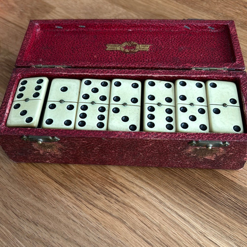Vintage white rounded Dominoes (double six) - 1 set in red case