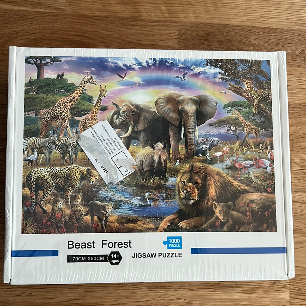Beast Forest jigsaw puzzle. 1000 pieces - unused