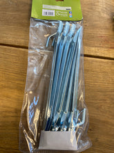 Highlander 22.8 cm angle steel pegs pack of 6
