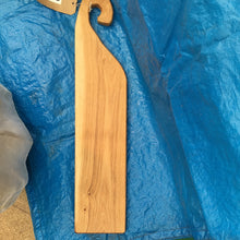 Large serving board with crook handle made from one piece of oak. Oiled. 4204 2967