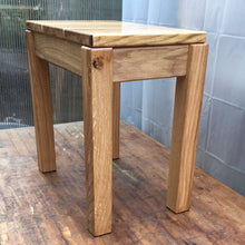 Solid oak stool with detachable legs. Oiled. 9688 9943