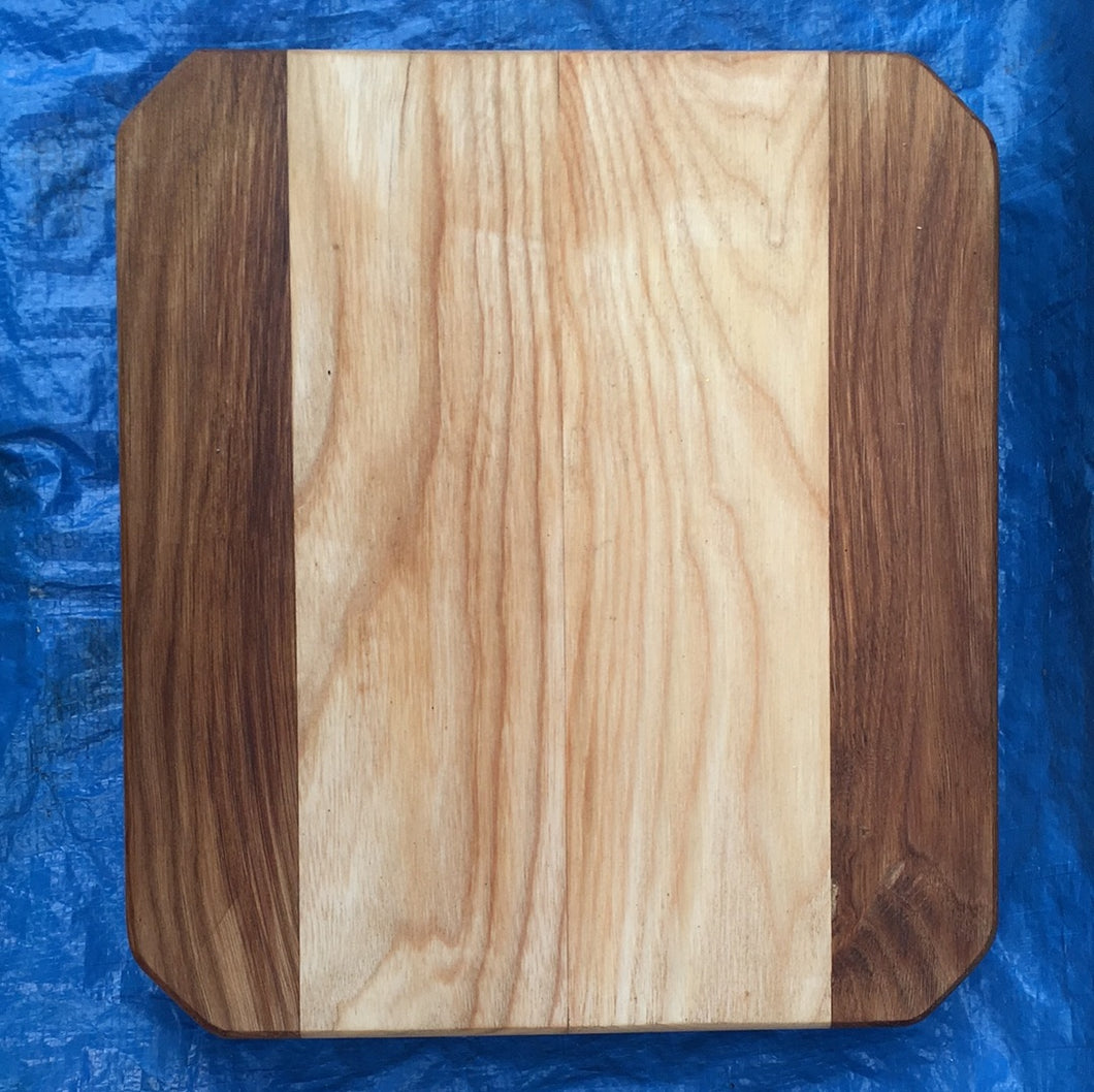 Chunky 44mm chopping board made from oak and ash. Oiled. 4394 3511